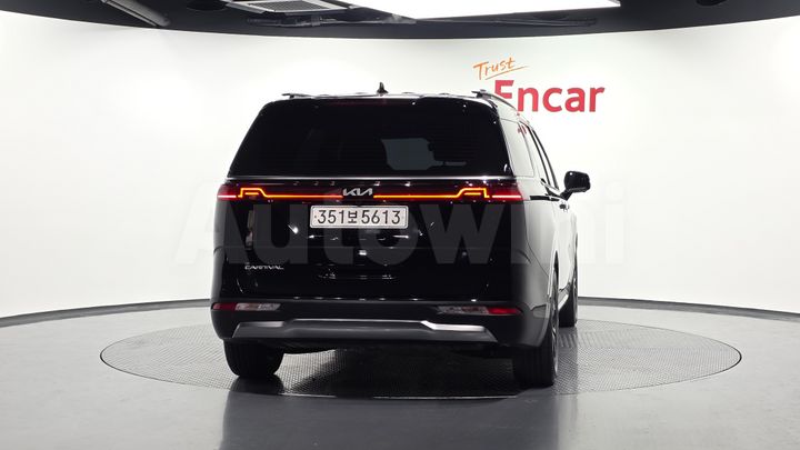 Kia Carnival 2022 — 4