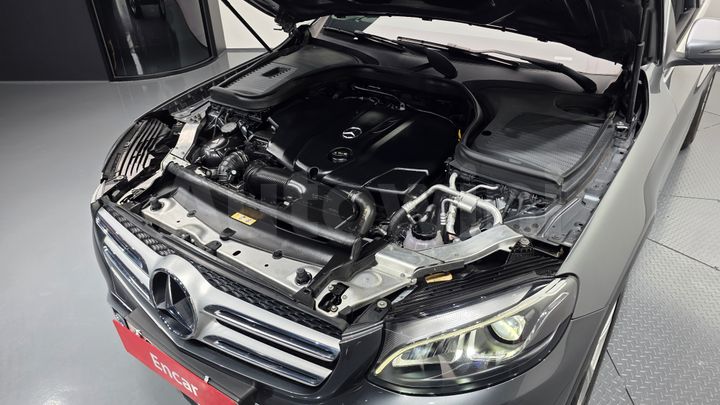 Mercedes-Benz GLC Class 2017 — 5