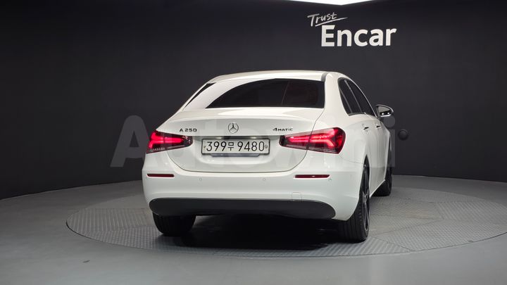 Mercedes Benz A Class 2020 — 4
