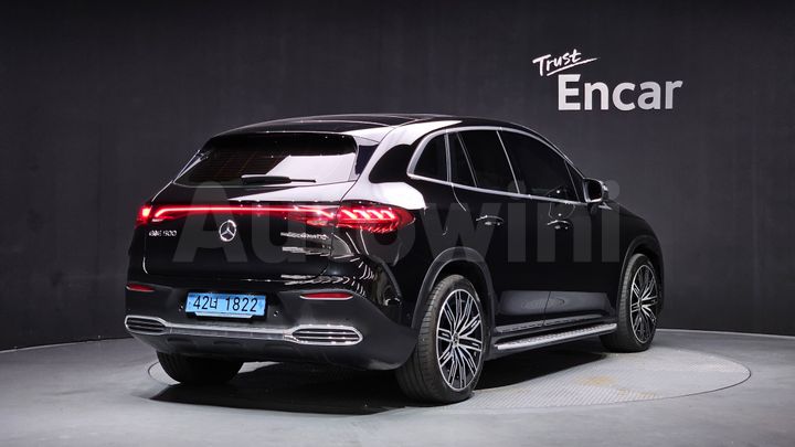 Mercedes Benz EQE