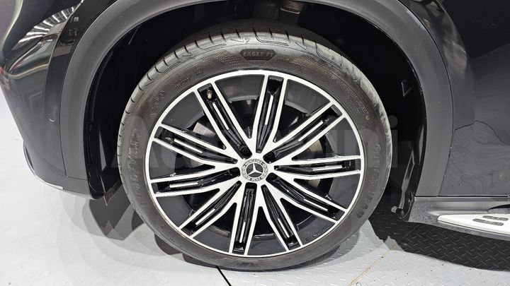 Mercedes Benz EQE