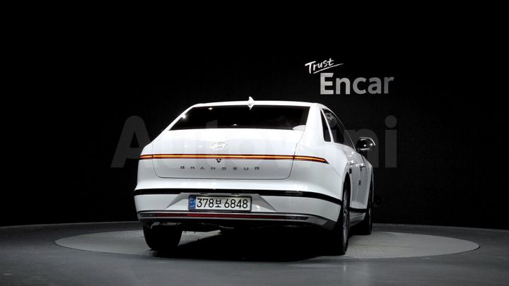 Hyundai Grandeur 2025 — 4
