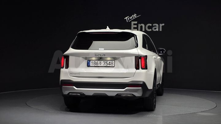 Kia Sorento 2025 — 4