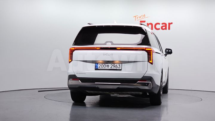 Kia Carnival 2025 — 4