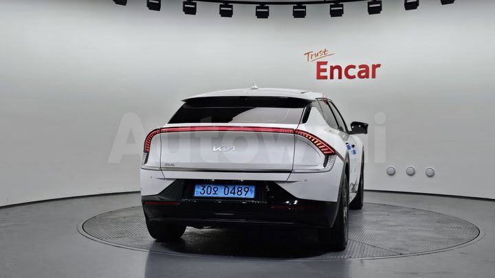 Kia EV6 2022 — 4