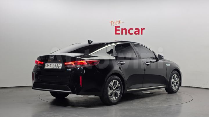 Kia K5 2019 — 2