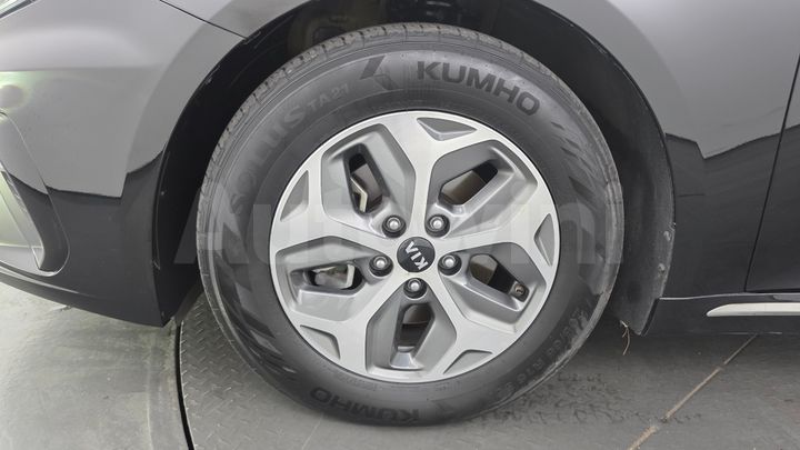 Kia K5 2019 — 5