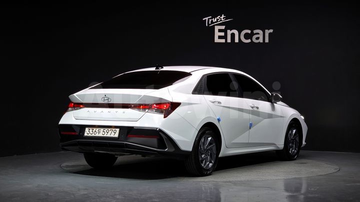 Hyundai Avante 2025 — 2
