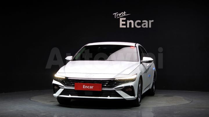 Hyundai Avante 2025 — 3