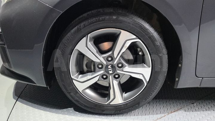 Kia K3 2019 — 5