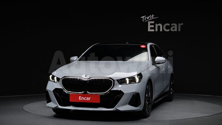 BMW 5 Series 2026 — 3