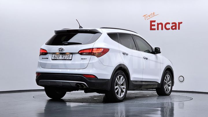Hyundai SantaFe 2014 — 2