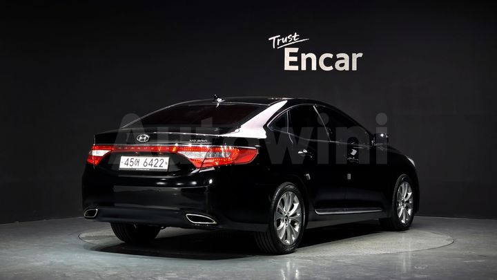 Hyundai Grandeur 2012 — 2