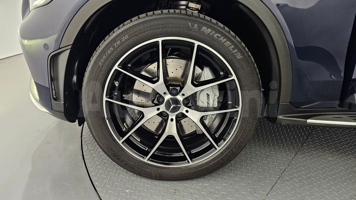 Mercedes-Benz GLC Class 2022 — 5