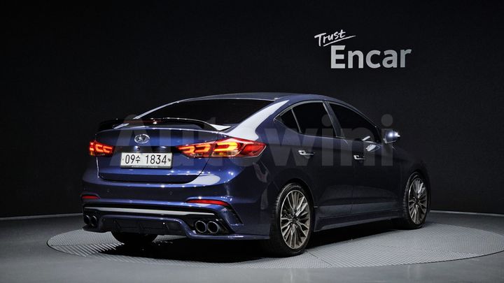 Hyundai Avante 2018 — 2