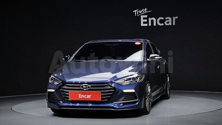 Hyundai Avante 2018 — 3
