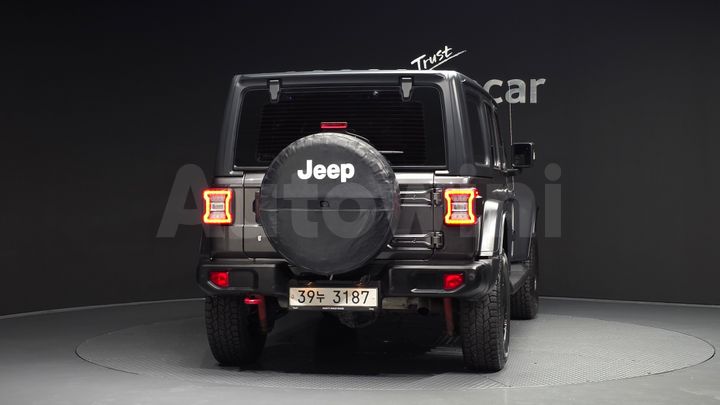 Jeep Wrangler 2019 — 4