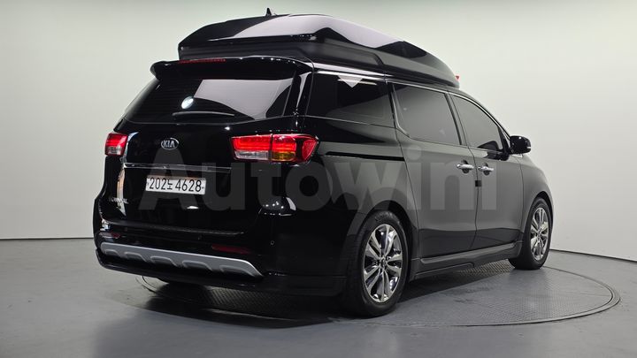 Kia Carnival 2015 — 2