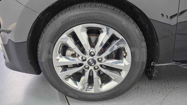 Kia Carnival 2015 — 5
