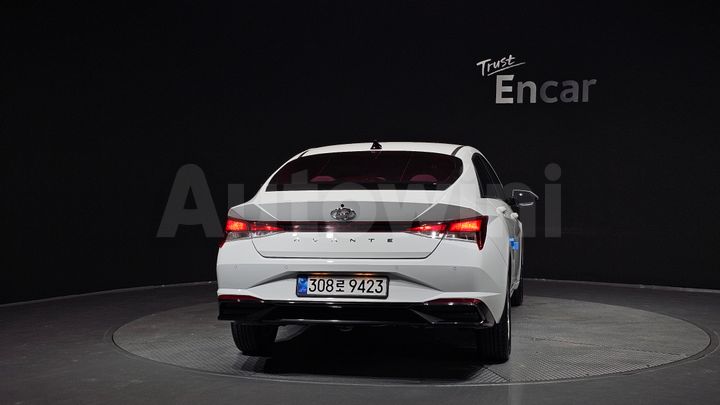 Hyundai Avante 2021 — 4