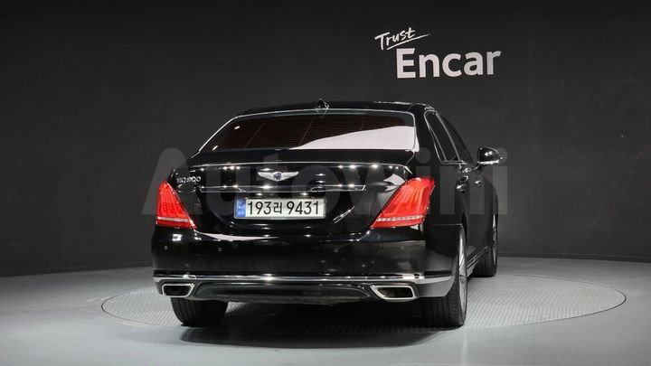 Genesis EQ900 2016 — 4
