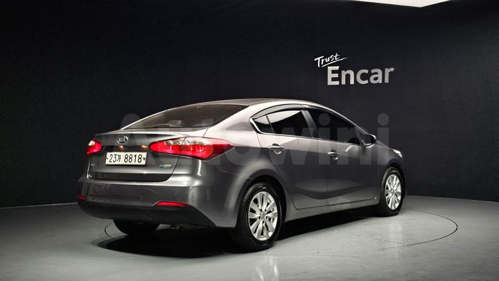 Kia K3 2015 — 2
