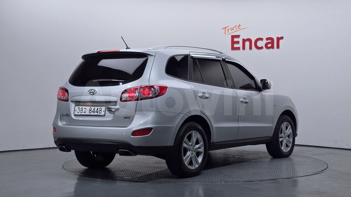 Hyundai SantaFe 2011 — 2