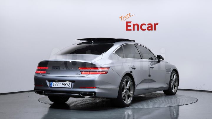 Genesis G80 2022 — 2