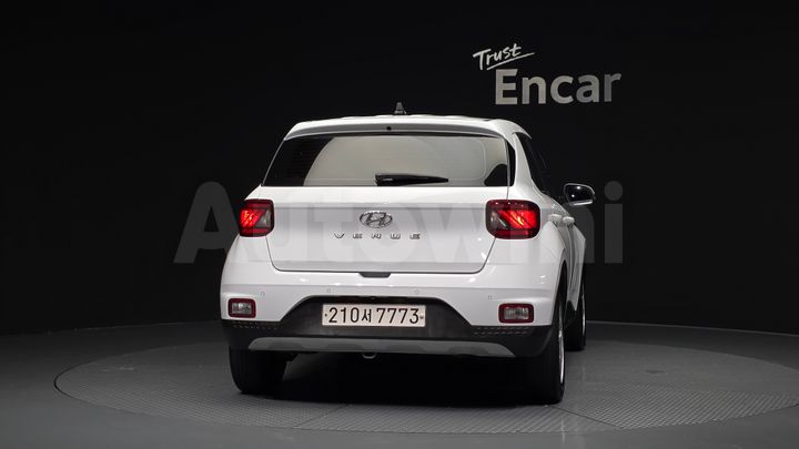 Hyundai Venue 2022 — 4