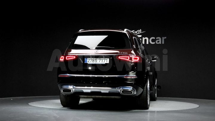 Mercedes-Benz GLS Class 2023 — 4