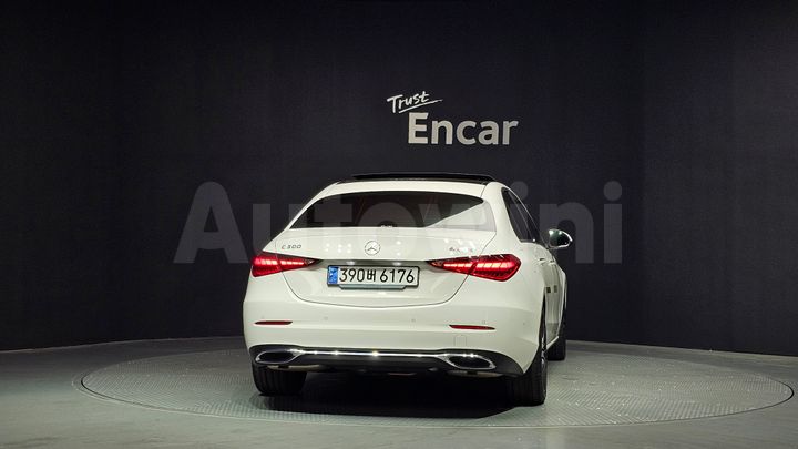 Mercedes-Benz C Class 2024 — 4
