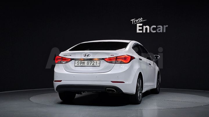 Hyundai Avante 2014 — 4