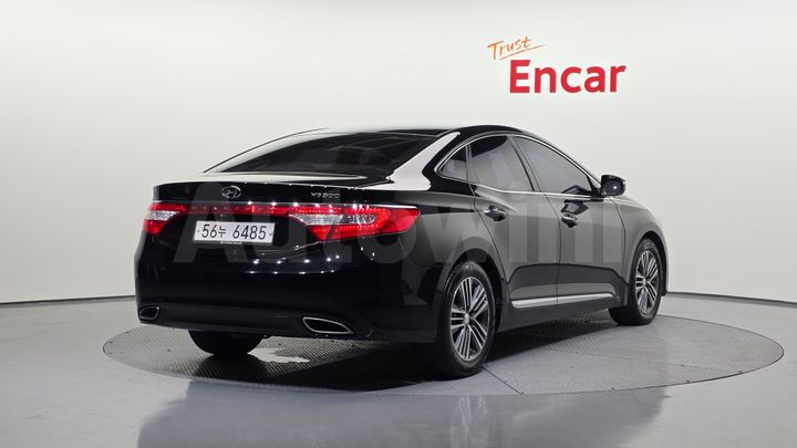 Hyundai Grandeur 2013 — 2