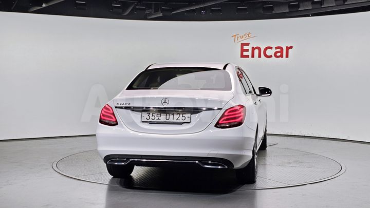Mercedes-Benz C Class 2016 — 4