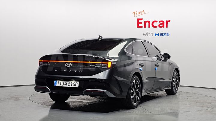 Hyundai Sonata 2024 — 2