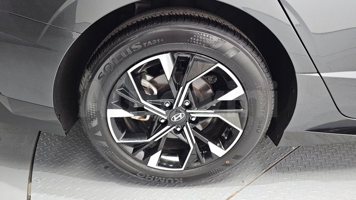 Hyundai Sonata 2024 — 5