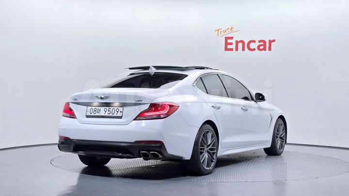 Genesis G70 2018 — 2