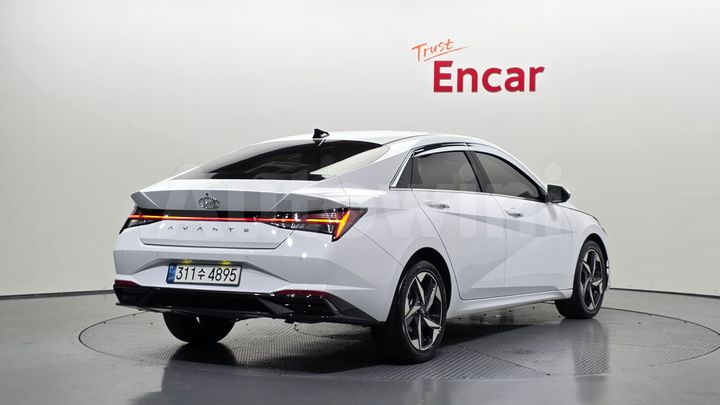 Hyundai Avante 2021 — 2