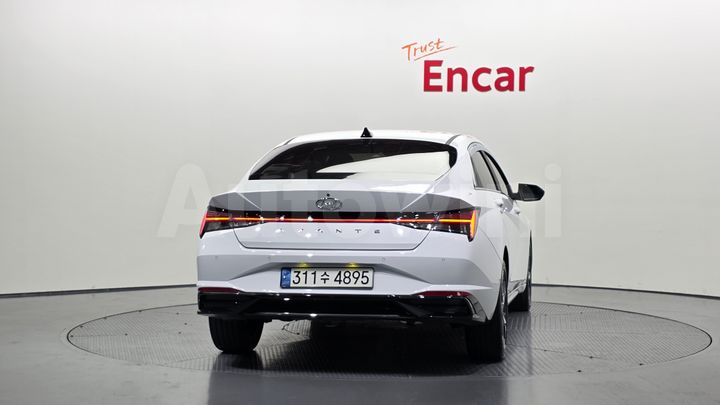 Hyundai Avante 2021 — 4
