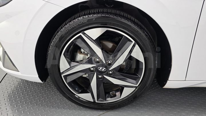 Hyundai Avante 2021 — 5