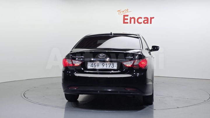 Hyundai Sonata 2012 — 4