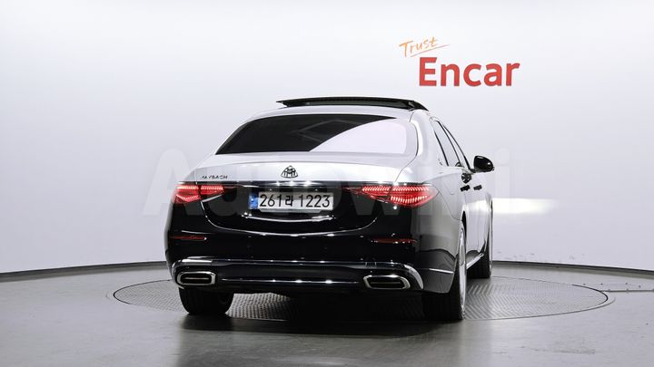 Mercedes-Benz S Class 2022 — 4