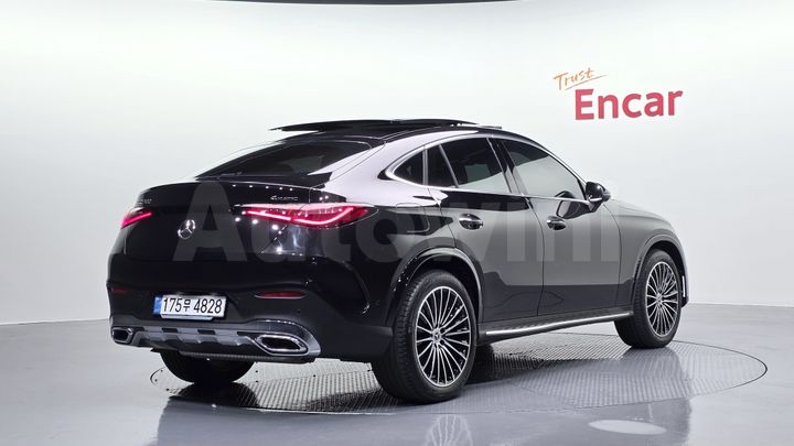 Mercedes-Benz GLC Class 2025 — 2