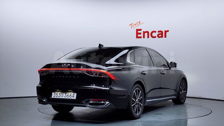 Hyundai Grandeur 2022 — 2