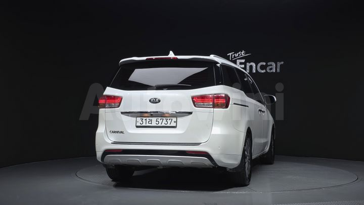 Kia Carnival 2018 — 4