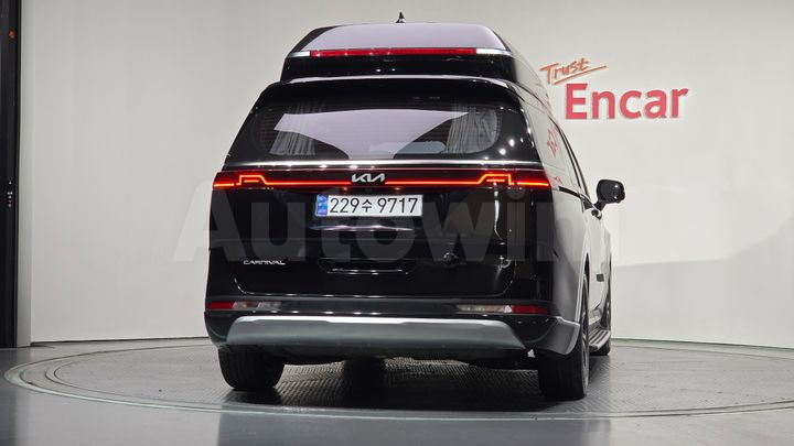 Kia Carnival 2022 — 4