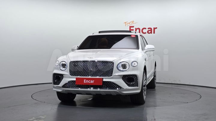 Bentley Bentayga 2022 — 3