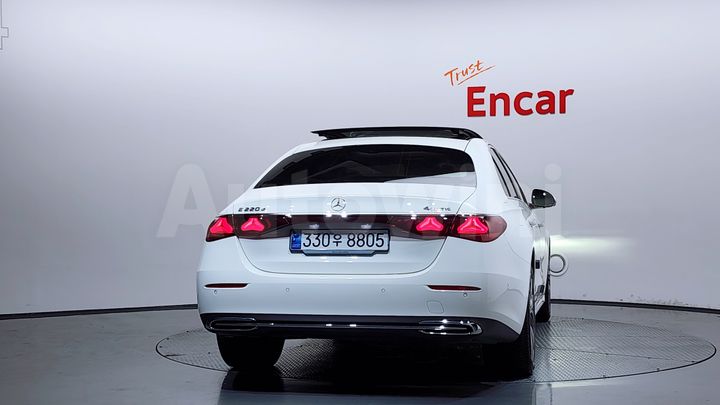 Mercedes-Benz E Class 2024 — 4