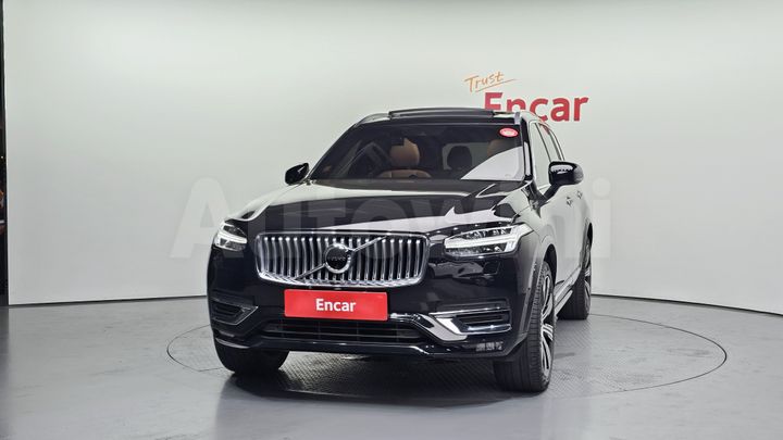 Volvo XC90 2021 — 3