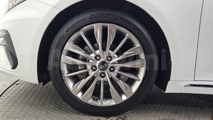 Kia K5 2019 — 5